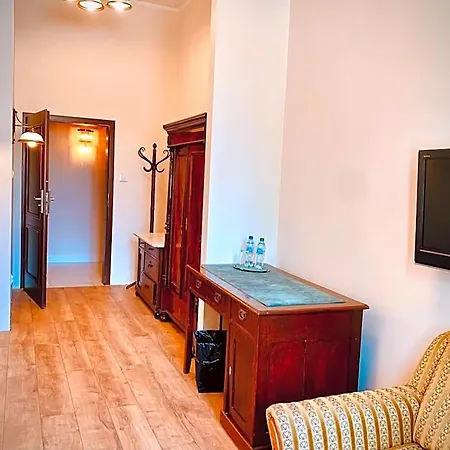 Pałac W Myślęcinku Hotel 3*