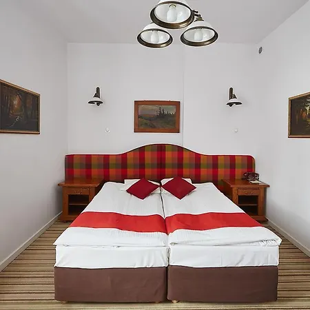 Palac W Myslecinku Hotel